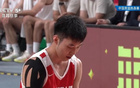 中国男篮半场强势领先8分，庞峥麟砍下11分，廖三宁贡献10分，全队表现抢眼，最大分差一度达到15分，比赛进程备受关注